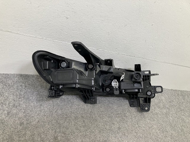 フロンクス WDB3S 純正 左 ウィンカー LED デイライト クリアランスランプ コンビネーションランプ AL Automotive 35602M74TA0(149740)