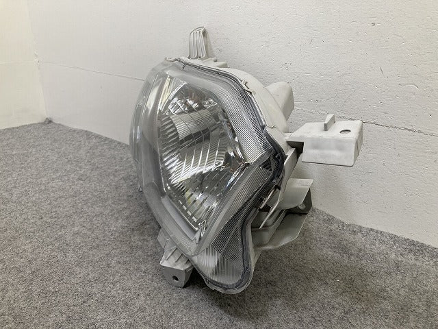 プロボックス NSP160V/NCP160V/NCP165V/NHP160V 純正 右 ヘッドライト/ランプ ハロゲン レベライザー 刻印A KOITO 52-279 トヨタ(149741)