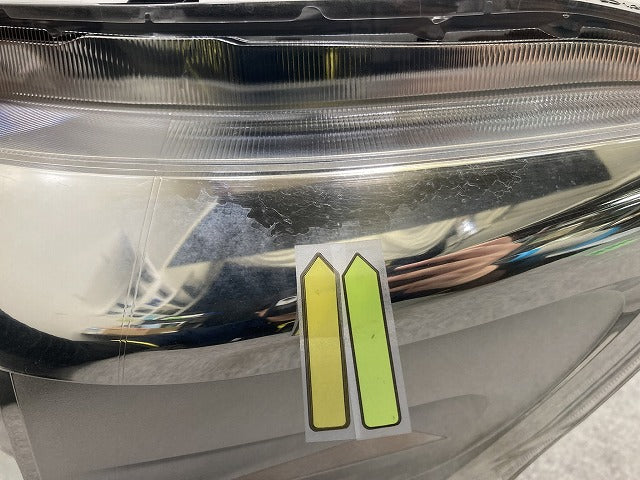 スペーシア カスタム MK32S/MK42S 純正 左 ヘッドライト/ランプ キセノン HID AFS無 刻印N6 ICHIKOH 1872 スズキ(149742)