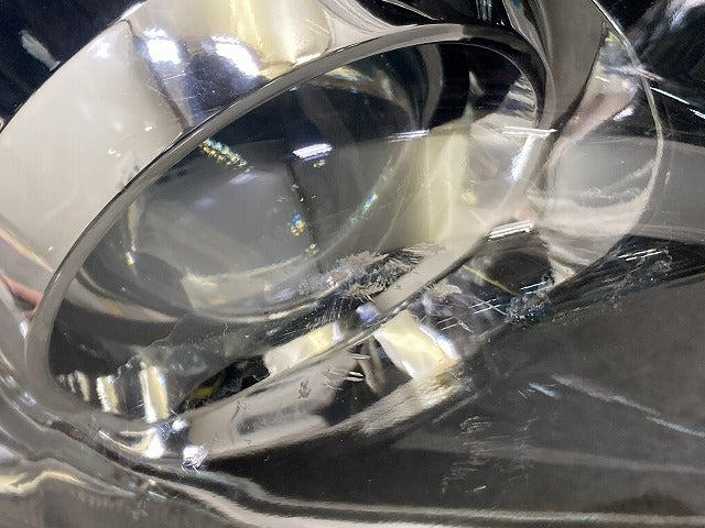 エスクァイア 80系/ZRR80G/ZRR85G 純正 前期 右 ヘッドライト/ランプ LED レベライザー 刻印G ICHIKOH 28-227 トヨタ(149790)