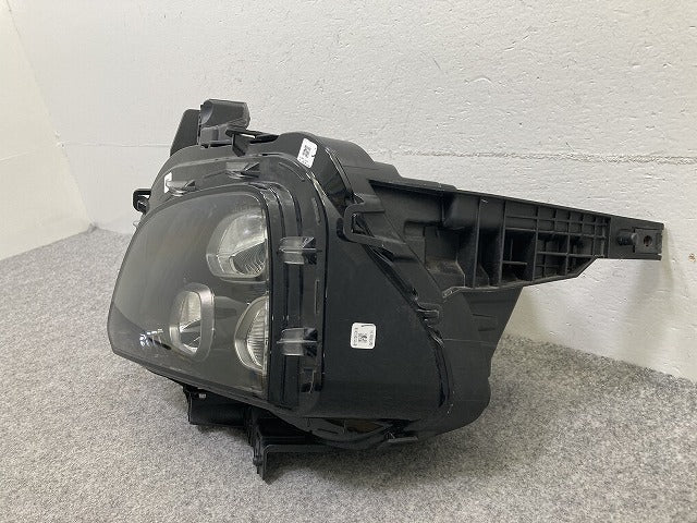 フロンクス WDB3S 純正 左 ヘッドライト/ランプ LED AL Automotive Lighting 35300M74TA1 スズキ(149793)