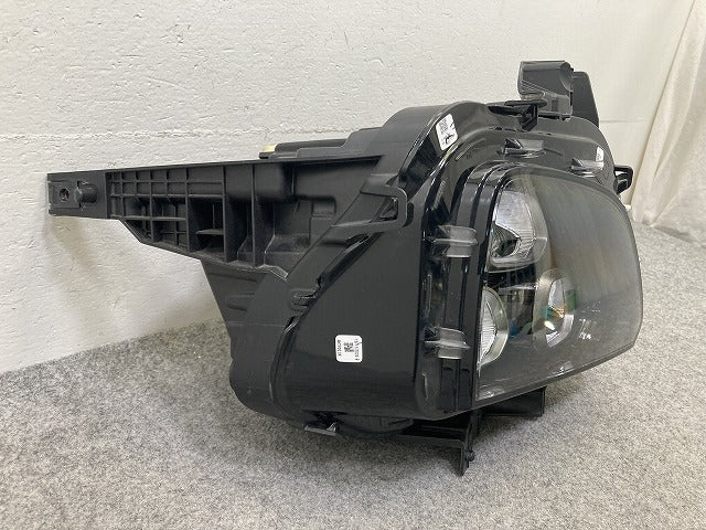 フロンクス WDB3S 純正 右 ヘッドライト/ランプ LED AL Automotive Lighting 35100M74TA1 スズキ(149794)