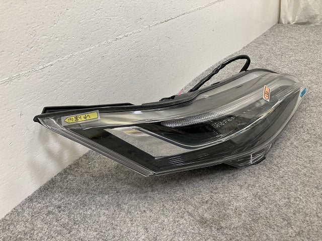 セレナ C27 e-POWER/HC27/HFC27/GC27/GNC27 純正 後期 右 ウィンカー LED 刻印W フロントクリアランスランプ KOITO 210-23785 日産(149795)