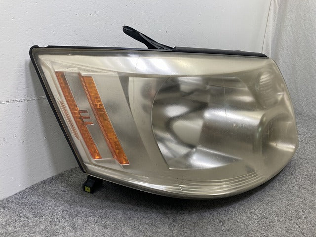 アルファード 10系/ANH10W/ANH15W/MNH10W/MNH15W 純正 右 ヘッドライト/ランプ キセノン HID 刻印2 ICHIKOH 58-2 トヨタ(149804)