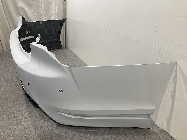 LS500/LS500h VXFA50/VXFA55/GVF50/GVF55 純正 リア バンパー スポイラー付 52159-50221/31/41/71 ホワイトノーヴァガラスフレーク(149812)