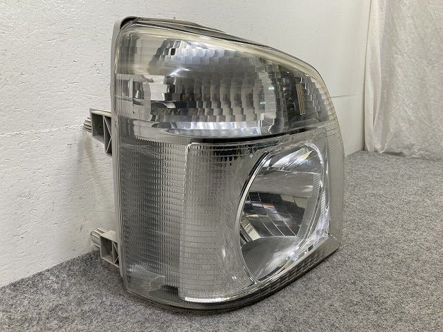 ミニキャブ DS16T 純正 右 ヘッドライト/ランプ ハロゲン レベライザー RH KOITO 100-59296 35120-82M01 三菱(149830)