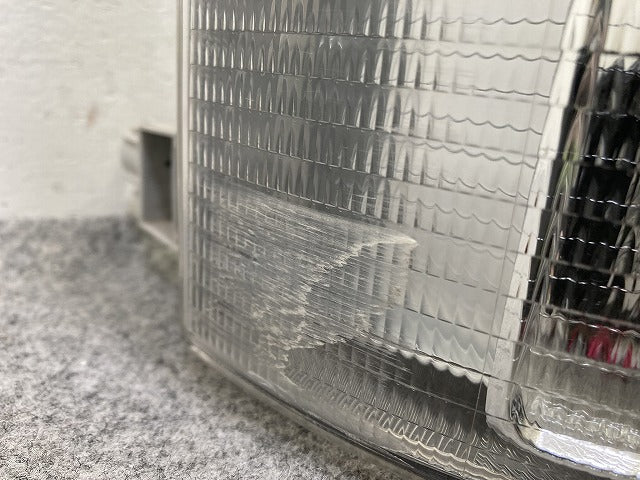 ミニキャブ DS16T 純正 右 ヘッドライト/ランプ ハロゲン レベライザー RH KOITO 100-59296 35120-82M01 三菱(149830)