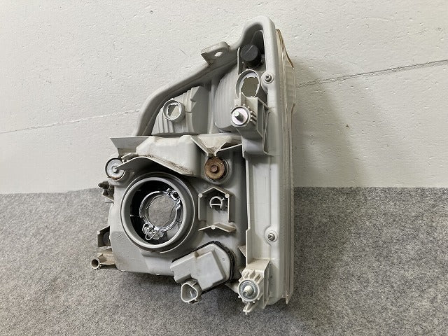 ミニキャブ DS16T 純正 右 ヘッドライト/ランプ ハロゲン レベライザー RH KOITO 100-59296 35120-82M01 三菱(149830)