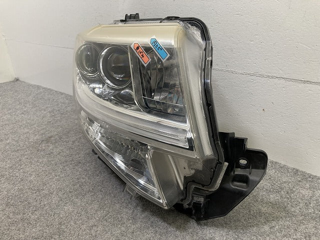 タント LA600S/LA610S 純正 右 ヘッドライト/ランプ LED レベライザー RH KOITO 100-51392 81145-B2030 ダイハツ(149835)