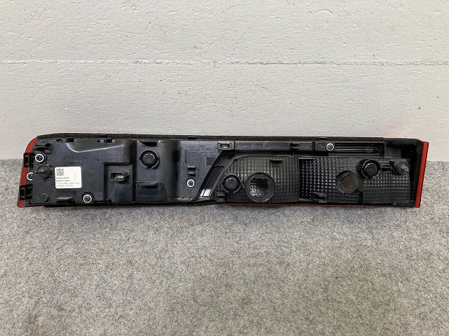 エブリィ DA17V/DA17W 純正 右 テールランプ/ライト/レンズ LED ICHIKOH D146 スズキ(149838)