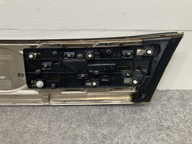 ムーヴ L150S/L152S/L160S 純正 前期 フロント グリル/ラジエーターグリル 53105-B2251 素地/メッキ ダイハツ(149849)