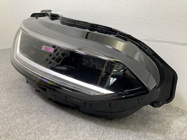 ZR-V/ZRV RZ3/RZ4/RZ5/RZ6 純正 右 ヘッドライト/ランプ LED レベライザー 刻印J2 KOITO 100-8F05R 33100-3V0-J23 ホンダ(149859)