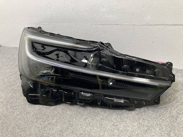 プリウス 60系/ZVW60/ZVW65/MXWH60/MXWH65/MXWH61 純正 右 ヘッドライト/ランプ LED 刻印X KOITO 47-123 81105-47A90 トヨタ(149860)