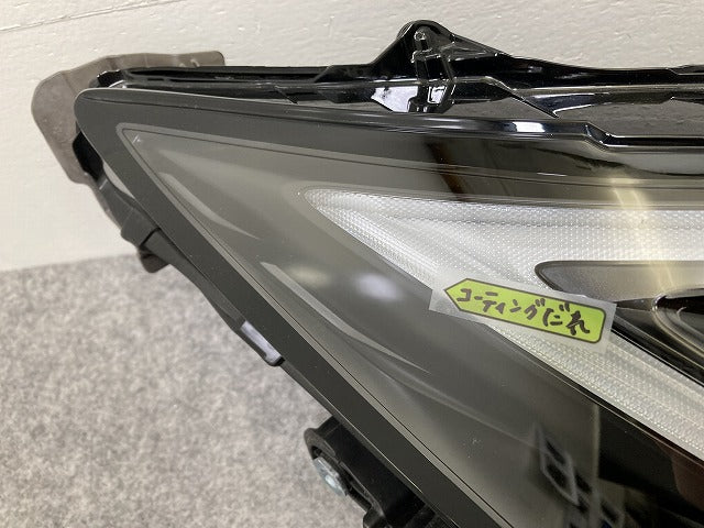 プリウス 60系/ZVW60/ZVW65/MXWH60/MXWH65/MXWH61 純正 右 ヘッドライト/ランプ LED 刻印X KOITO 47-123 81105-47A90 トヨタ(149860)