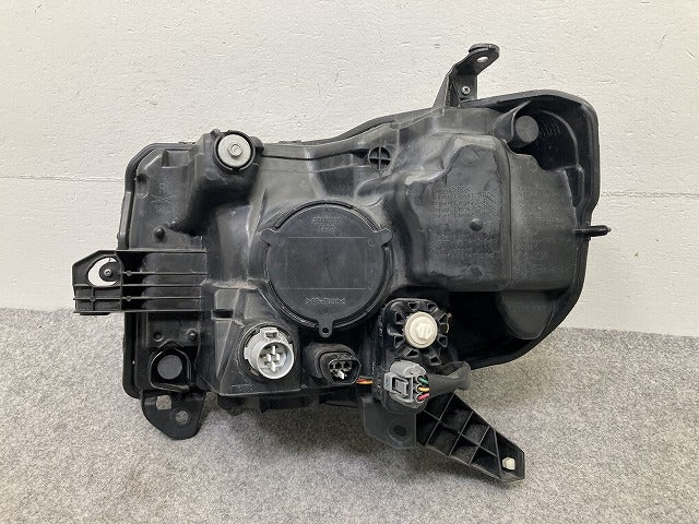 ウェイク LA700S/LA710S 純正 右 ヘッドライト/ランプ LED レベライザー RH STANLEY W2664 ダイハツ(149865)