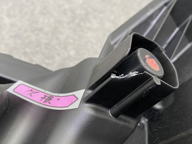 セレナ C28/NC28/FC28/FNC28 e-POWER/GC28/GFC28 純正 右 ヘッドライト/ランプ LED レベライザー 刻印E KOITO 100-2379Y 日産(149872)