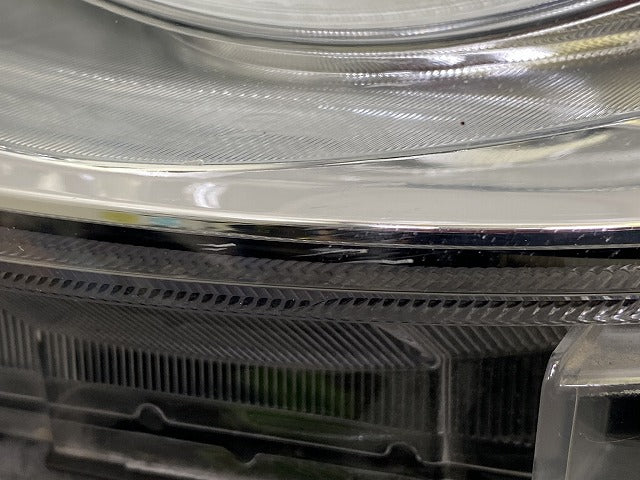ムーヴ キャンバス/キャンパス LA800S/LA810S 純正 左 ヘッドライト/ランプ LED レベライザー 刻印8L KOITO 100-69038 ダイハツ(149892)