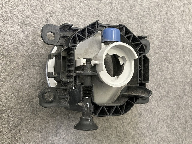 ジムニー JB64W 純正 左右共通 フォグランプ/フォグライト ハロゲン VALEO 90054229 スズキ(149905)