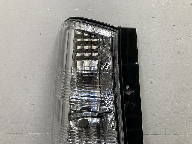 ワゴンR スティングレー/MH23S 純正 左 テールランプ/ライト/レンズ ハロゲン LH TOKAIDENSO 35603-70K1 スズキ(149907)