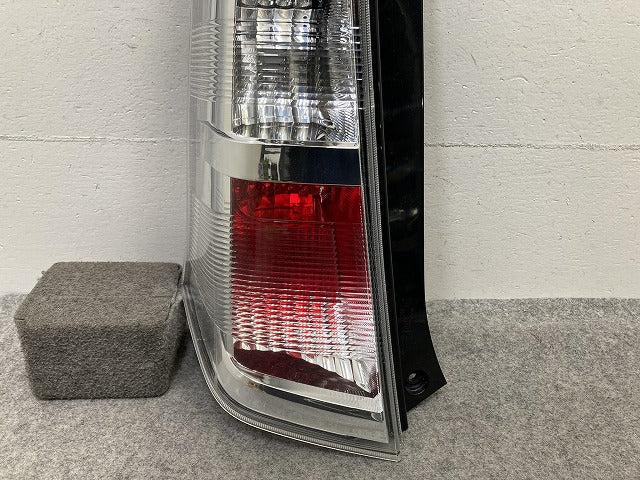 ワゴンR スティングレー/MH23S 純正 左 テールランプ/ライト/レンズ ハロゲン LH TOKAIDENSO 35603-70K1 スズキ(149907)