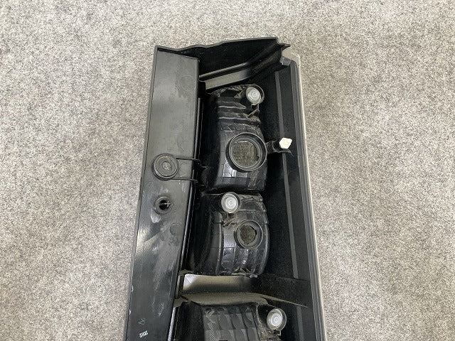 ワゴンR スティングレー/MH23S 純正 左 テールランプ/ライト/レンズ ハロゲン LH TOKAIDENSO 35603-70K1 スズキ(149907)