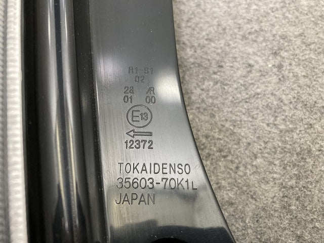 ワゴンR スティングレー/MH23S 純正 左 テールランプ/ライト/レンズ ハロゲン LH TOKAIDENSO 35603-70K1 スズキ(149907)