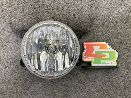 ジムニー JB64W 純正 左右共通 フォグランプ/フォグライト ハロゲン VALEO 90054229 スズキ(149910)
