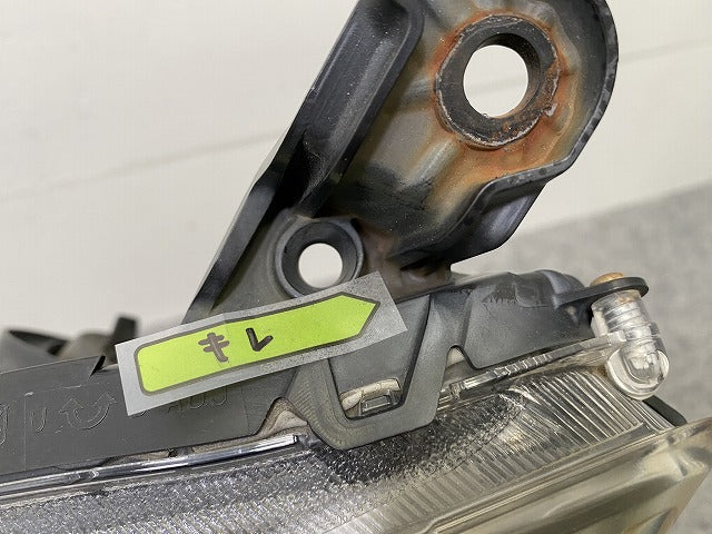 フィット GE6/GE7/GE8/GE9 純正 前期 左 ヘッドライト/ランプ ハロゲン レベライザー LH STANLEY P6865 ホンダ(149911)