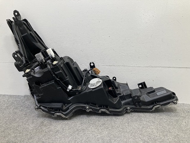 カローラ スポーツ 210系/NRE210H/214/ZWE211/213/19/MZEA12H 純正 左 ヘッドライト/ランプ LED 刻印B 12-614 81106-12L10(149919)