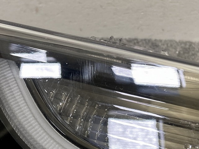 カローラ スポーツ 210系/NRE210H/NRE214H/ZWE211/213/219/MZEA12 純正 右 ヘッドライト/ランプ LED 刻印B RH 12-614 81105-12L10(149920)
