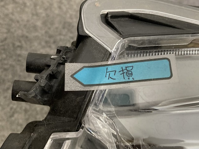 カローラ スポーツ 210系/NRE210H/NRE214H/ZWE211/213/219/MZEA12 純正 右 ヘッドライト/ランプ LED 刻印B RH 12-614 81105-12L10(149920)