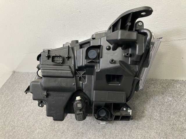 ルーミー/カスタム M900A/M910A 純正 後期 右 ヘッドライト/ランプ レベライザーLED 刻印A5 STANLEY W6242 81110-B1650 トヨタ(149921)