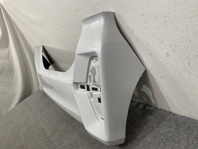 タント カスタム LA650S/LA660S 純正 前期 リア バンパー 52159-B2B70 シャイニングホワイトパール W25 ダイハツ(149928)