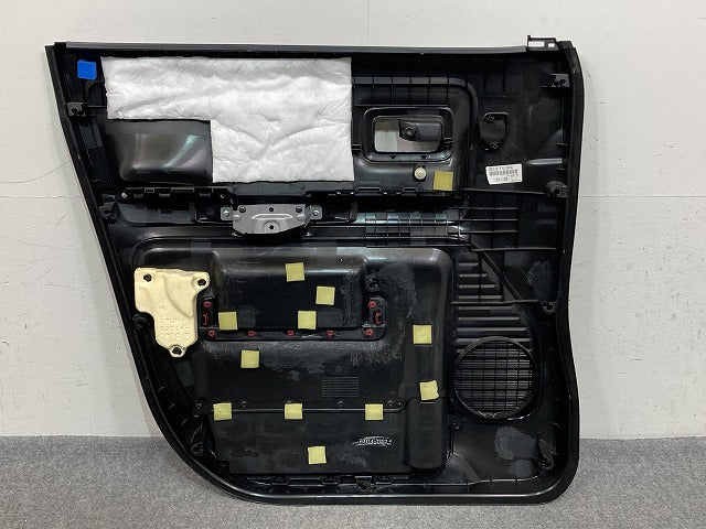 スペーシア カスタム MK53S 純正 右  フロント ドア トリム 83714-79R0 素地 スズキ(149936)