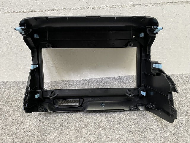 新車取り外し!N-BOX/NBOX Nボックス JF5/JF6 純正  オーディオパネル AVパネル センターパネル 77250-32R-00 素地 ホンダ(149937)
