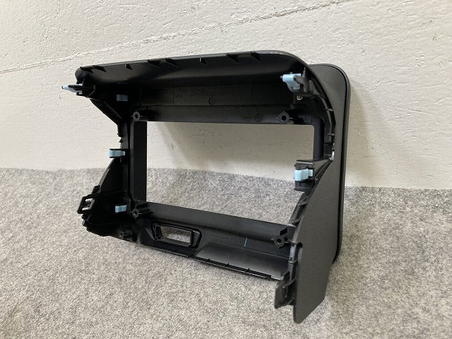 新車取り外し!N-BOX/NBOX Nボックス JF5/JF6 純正  オーディオパネル センターパネル AVパネル 77250-32R-00 素地 ホンダ(149938)