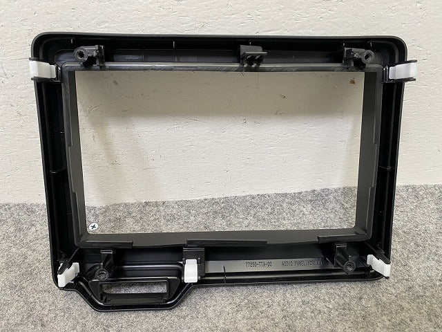 新車取り外し!N-BOX/NBOX Nボックス JF3/JF4 純正  ナビパネル センターパネル オーディオクラスターパネル ステー 77250-TTA-00(149939)
