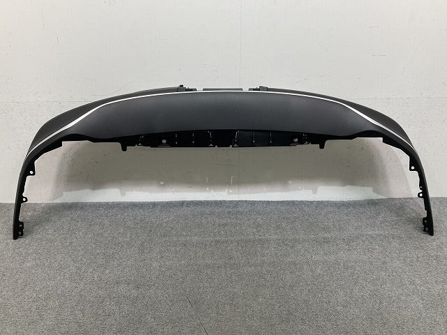 新車取り外し!クラウン クロスオーバー AZSH35 RS/TZSH35 純正 リア スポイラー 52169-30320/30/460/470 素地 トヨタ(149941)