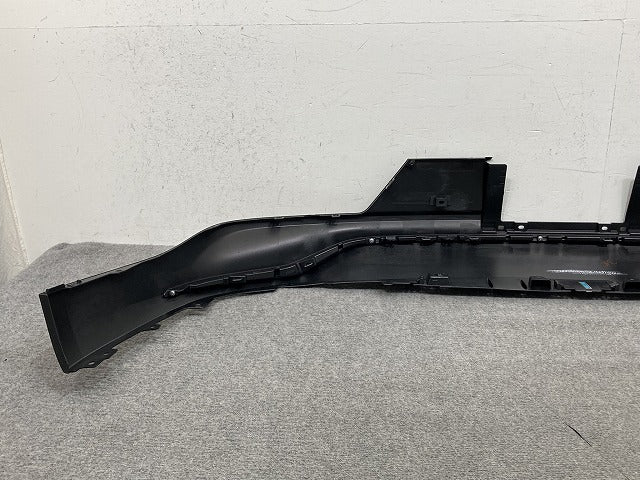 新車取り外し!クラウン クロスオーバー AZSH35 RS/TZSH35 純正 リア スポイラー 52169-30320/30/460/470 素地 トヨタ(149941)