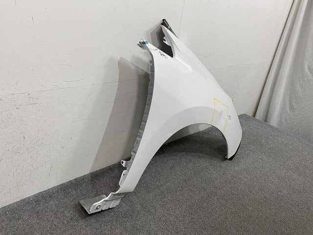 リーフ/LEAF ZE1 純正 右 フロント フェンダー RH ピュアホワイトパール QAC 日産(149954)