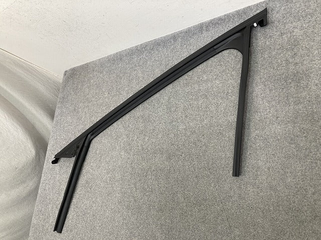 新品!CX-30/CX30 純正 左 フロント ドア ガラス ラン ドア ウエザーストリップ E9KG-Y06 DFR5-59-60ZD 素地 マツダ(149956)