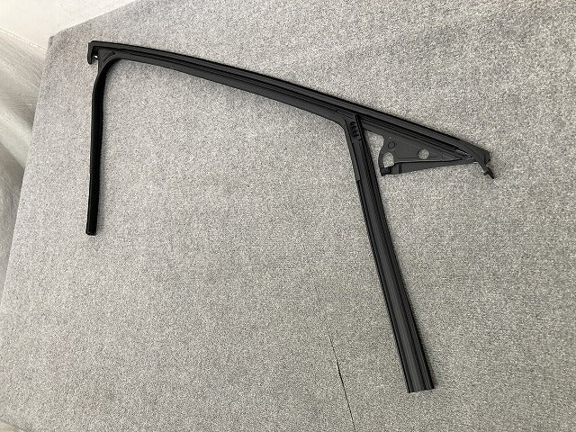 新品!CX-30/CX30 純正 左 フロント ドア ガラス ラン ドア ウエザーストリップ E9KG-Y06 DFR5-59-60ZD 素地 マツダ(149956)