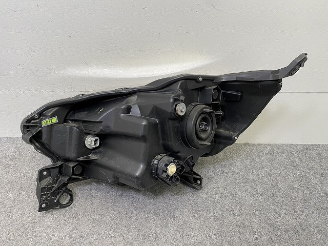 デイズ ルークス/eKスペース B21A/B11A 純正 前期 右 ヘッドライト/ランプ ハロゲン レベライザー RH KOITO 100-67052 8301C678(149958)