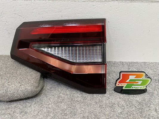 ライズ A200A/A210A/A201A/A202A 純正 右 テールランプ/ライト/レンズ LED フィニッシャーランプ ICHIKOH D249 81580-B1011 トヨタ(149965)