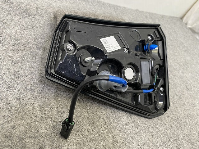 ライズ A200A/A210A/A201A/A202A 純正 左 テールランプ/ライト/レンズ LED フィニッシャーランプ ICHIKOH D249 81590-B1011 トヨタ(149966)