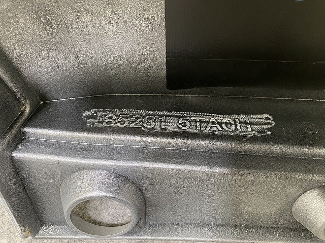 セレナ/ハイウェイスター C27/GFC27/GFNC27 純正 前期 右 リア コーナーパネル/コーナーカバー 85231 5TA0H ブリリアントシルバー(149967)