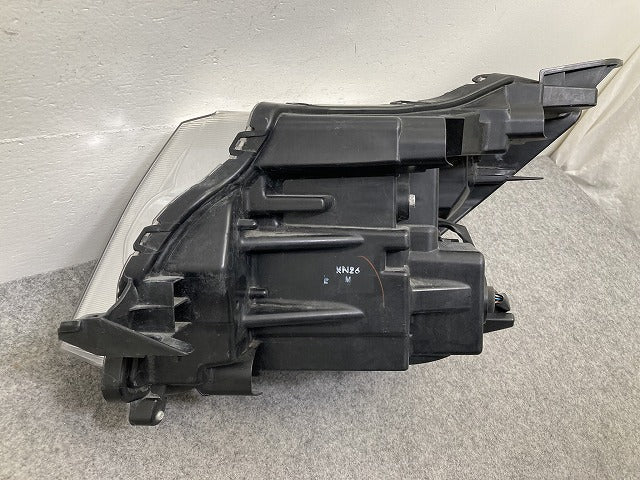 ルーミー M900A/M910A 純正 前期 右 ヘッドライト/ランプ レベライザーLED STANLEY W3918 81130-B1220 トヨタ(150005)