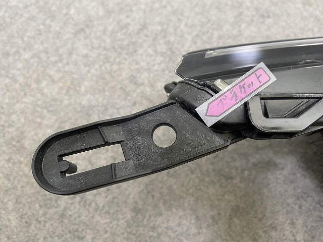 ハリアー 80系/MXUA80/MXUA85/AXUH80/AXUH85 PHEV/AXUP85 純正 左 ヘッドライト/ランプ LED 刻印7H KOITO 48-233 81185-48J10(150010)