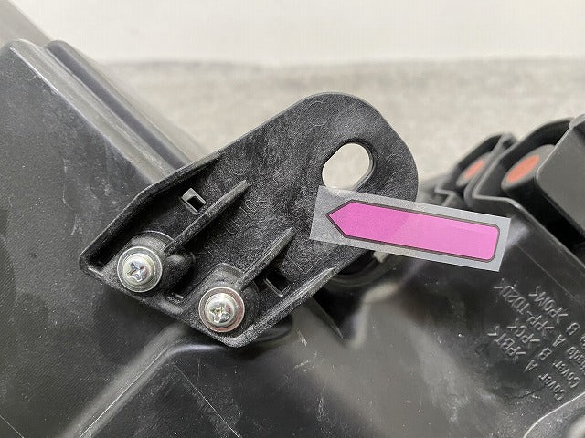ハリアー 80系/MXUA80/MXUA85/AXUH80/AXUH85 PHEV/AXUP85 純正 左 ヘッドライト/ランプ LED 刻印7H KOITO 48-233 81185-48J10(150010)