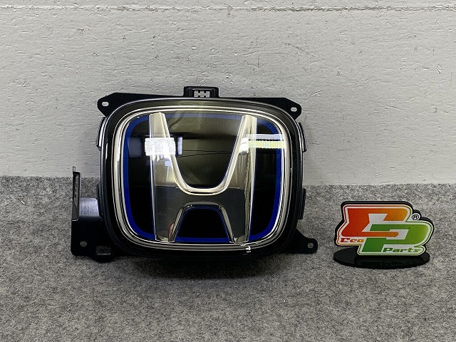 新車取り外し!オデッセイ e:HEV アブソルート RC5 純正 フロント エンブレム/オーナメント ブラック ソリッド ホンダ(150016)